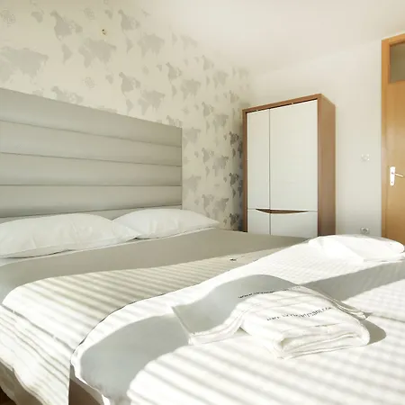 Apartments Belgrade Apartment *