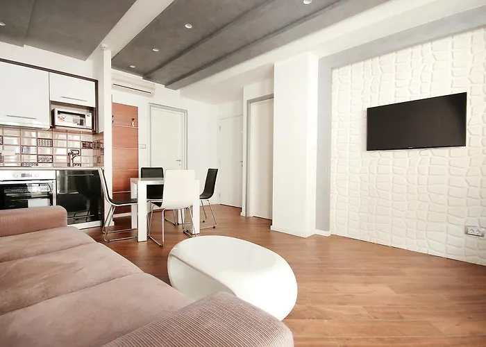 Apartments Belgrade Apartment *